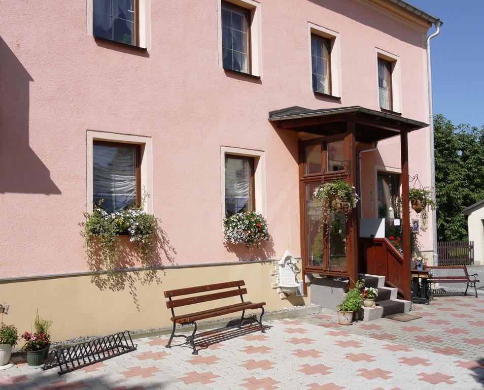 Familien-Ferienwohnung Haustein Konigswalde Exteriör bild